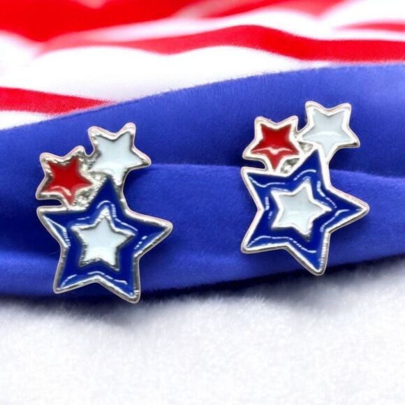 Star-Shaped American Flag Earrings Stud Post Pierced Patriotic Jewelry America - Picture 1 of 5